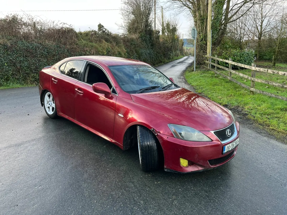 Lexus IS220 - Image 1