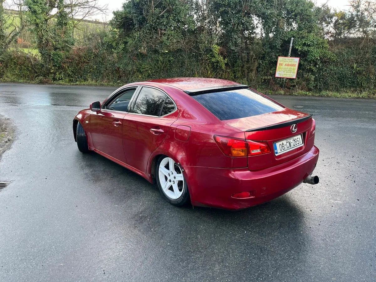Lexus IS220 - Image 3