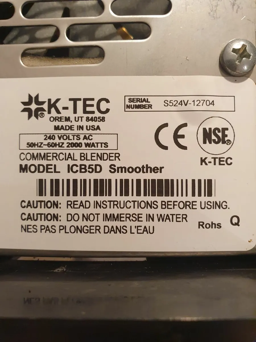 Blendtec Commercial Blender - Image 3