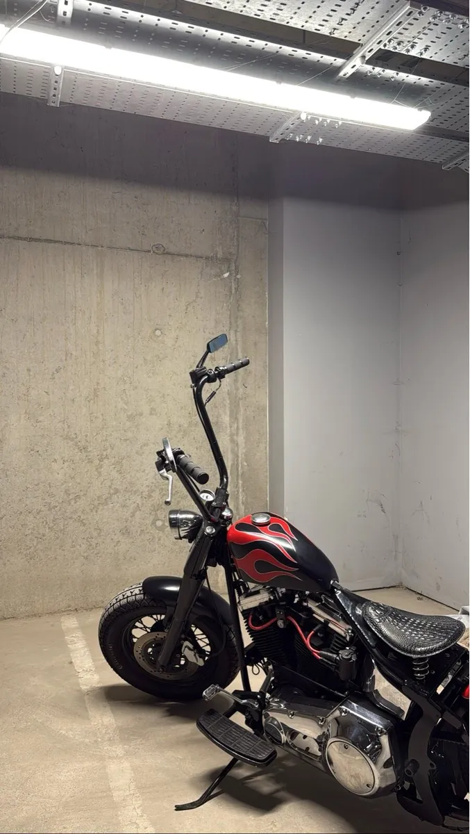 HD Softail 98 Custom - Image 2