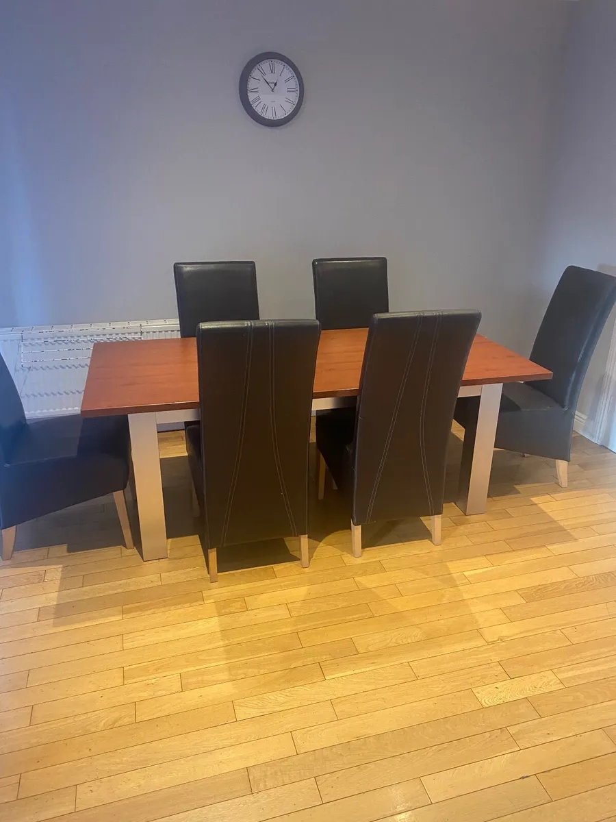 Kitchen Table and 6 Chairs - Image 2