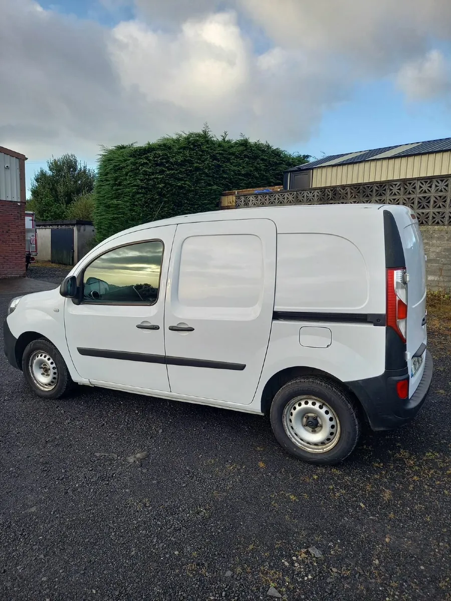 Renault Kangoo 2018 - Image 4