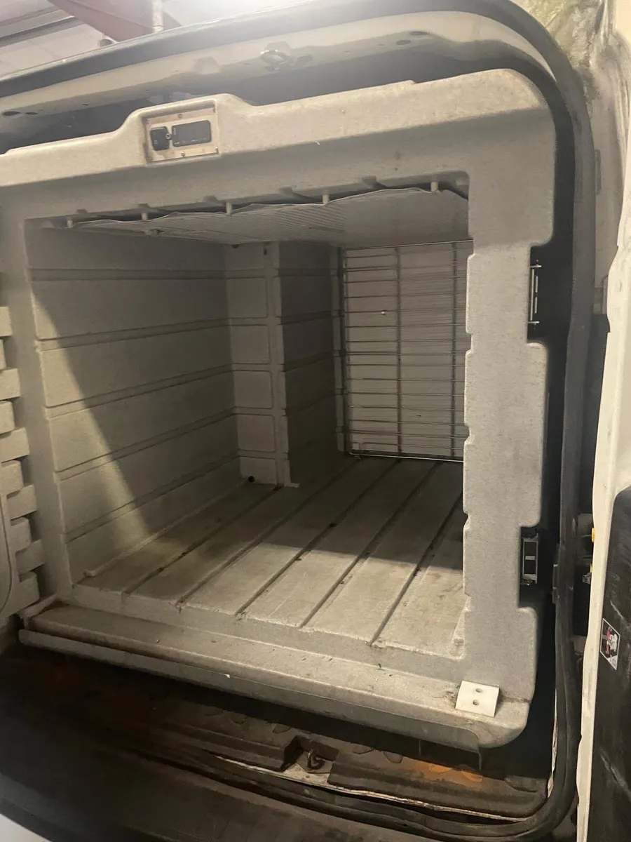 Fridge box - Image 1