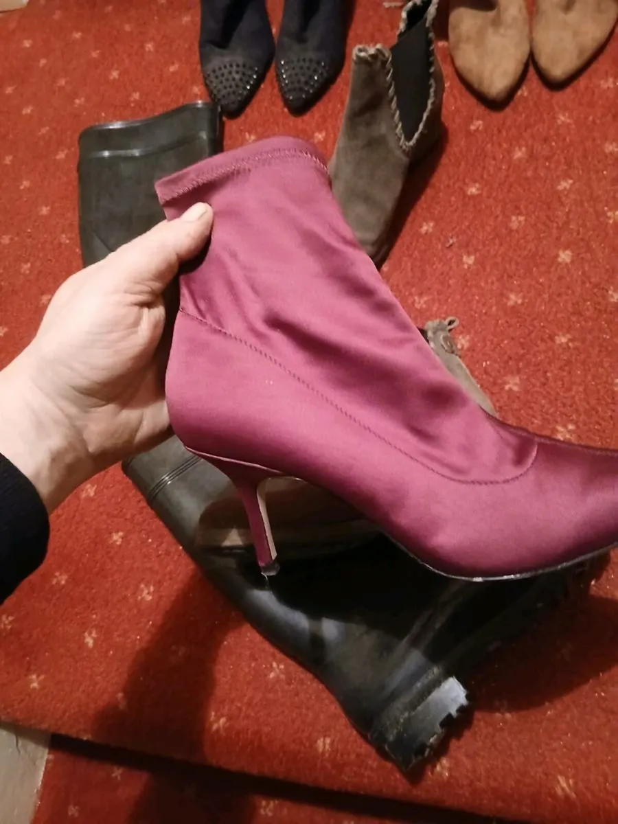 Ladies shoes clearence - Image 3