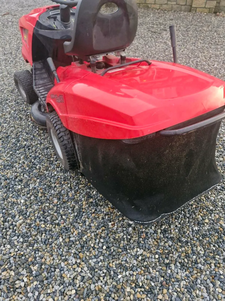 Castlegarden ride on mower Delivery available!! - Image 4