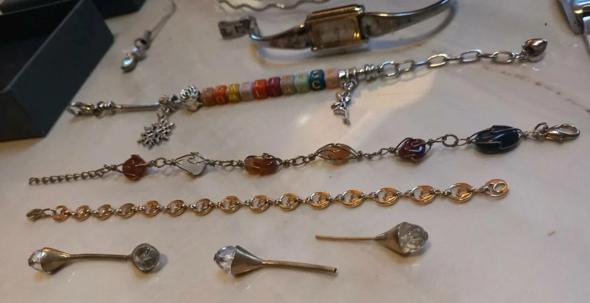 Jewellery, ladies watches, earring reindeer, D18 - Image 3