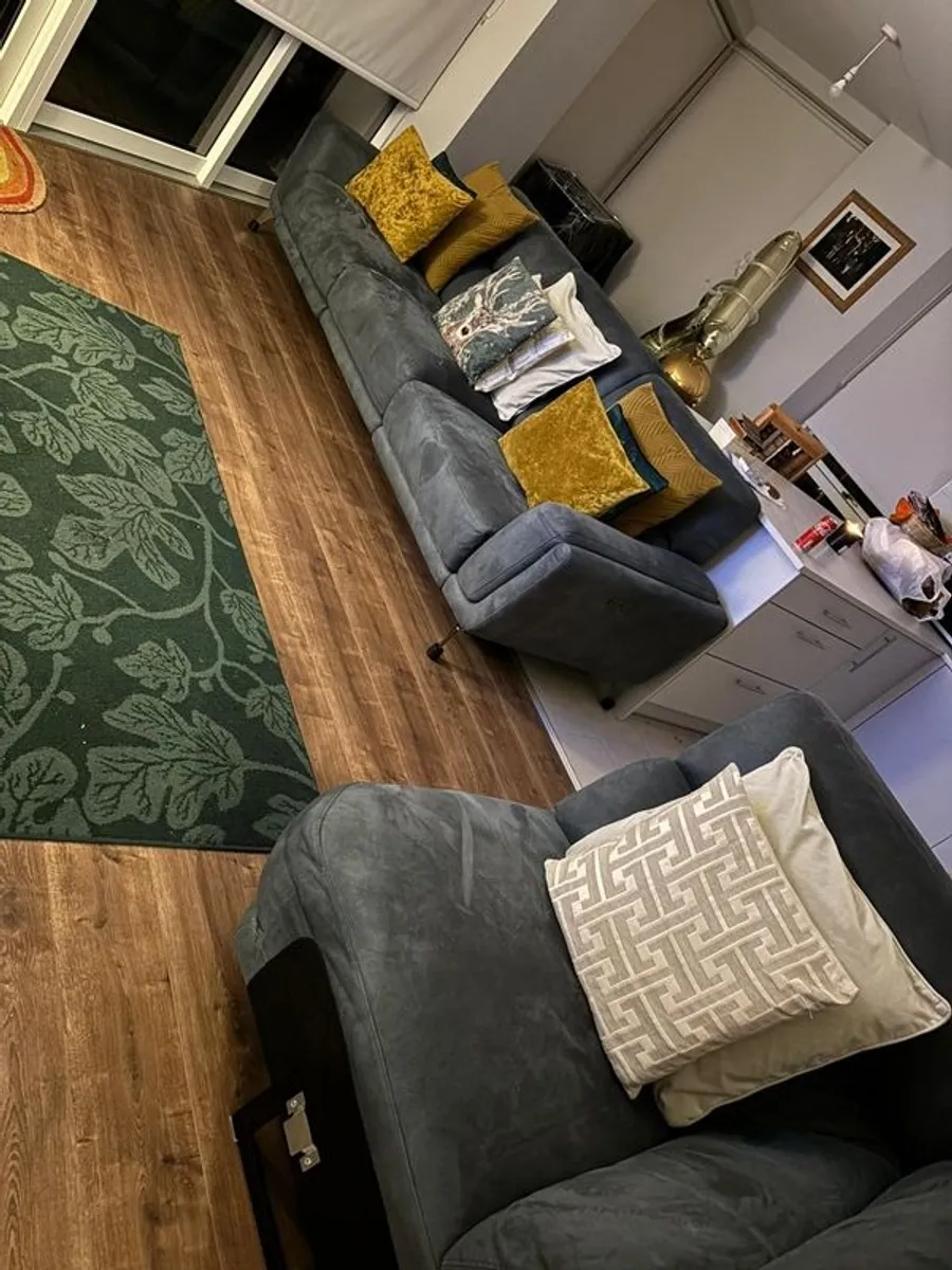 DFS San Mateo Corner electric recliner sofa - Image 2