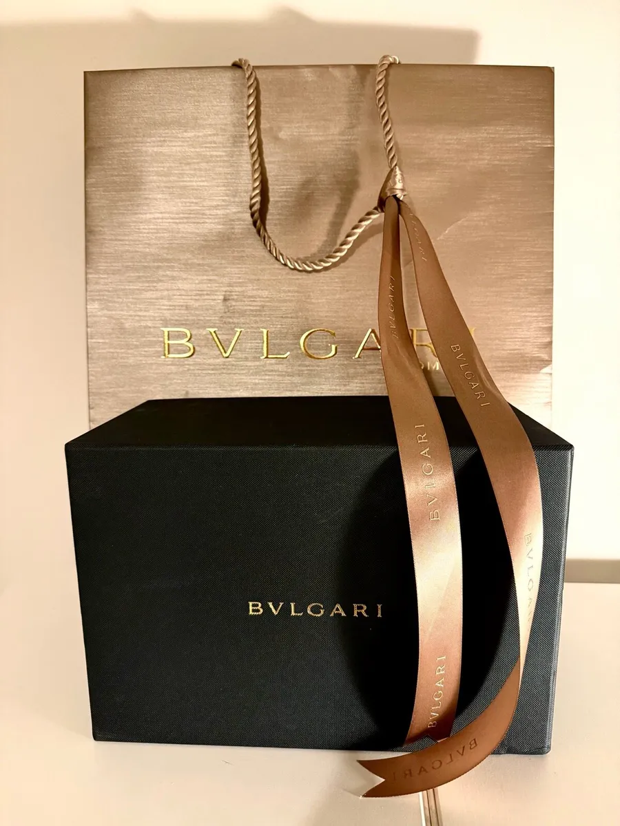 BVLGARI Octo Roma Automatic 41mm - Like New - Image 4