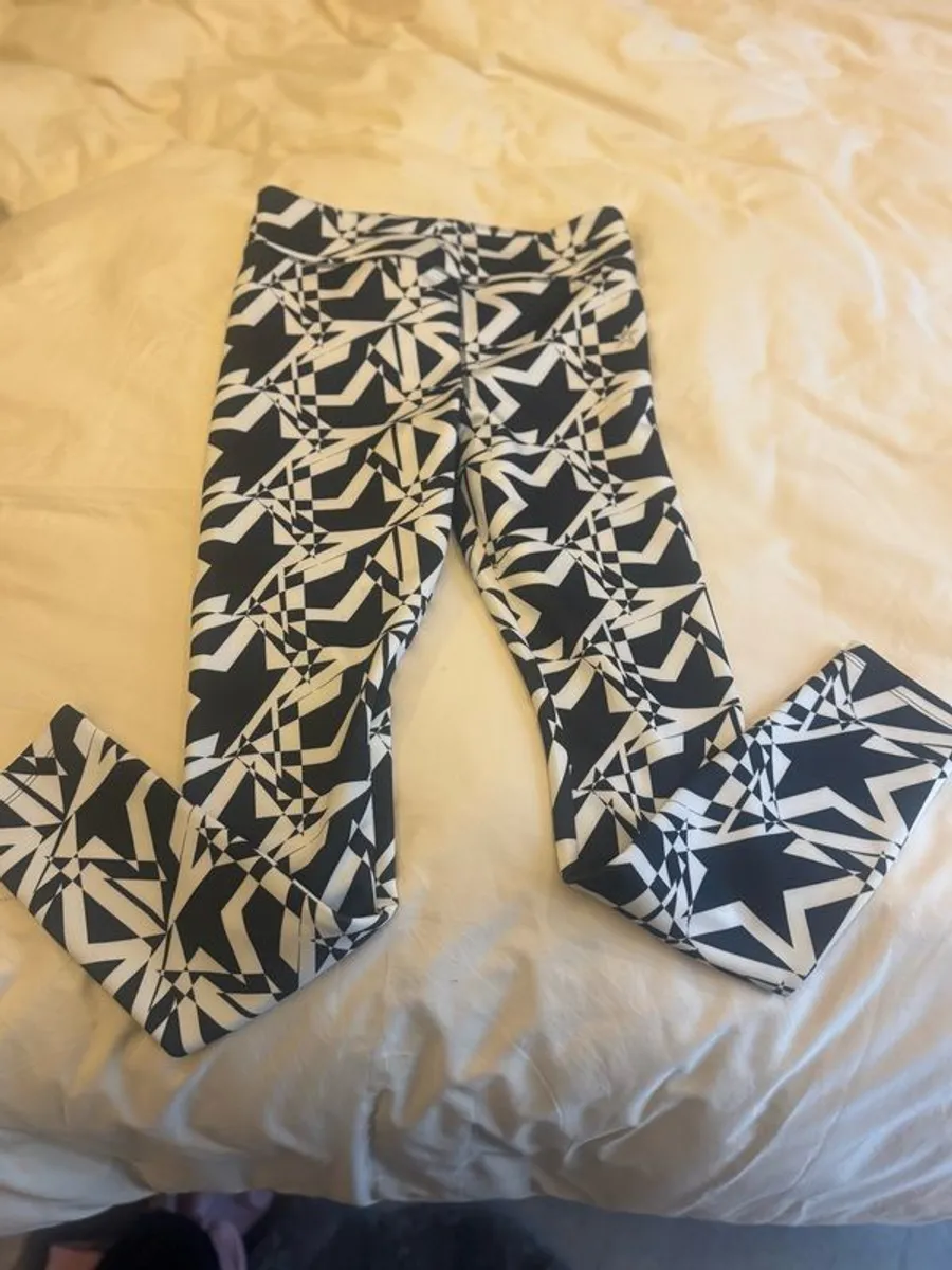 Ski gear Perfect Moment x H&M matching srt - Image 3