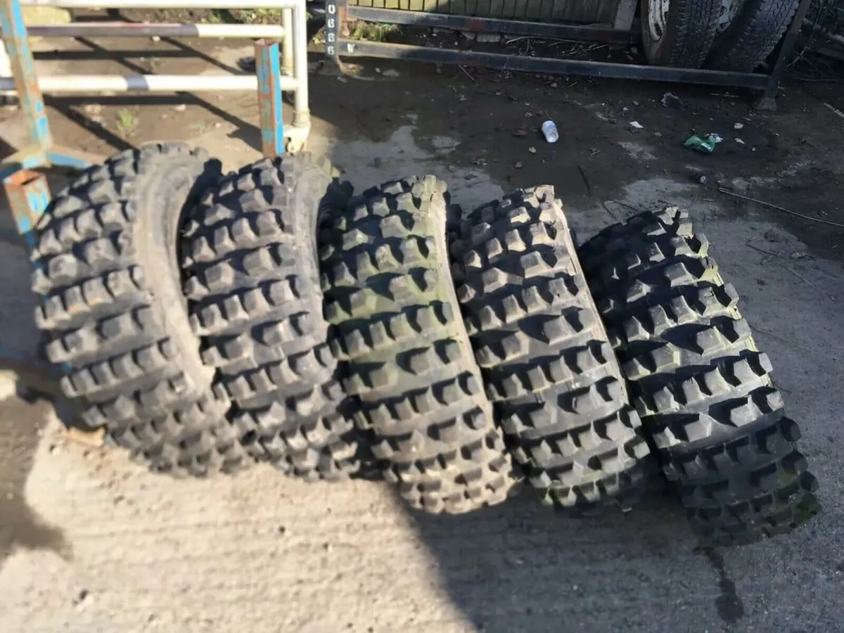 5 x off road wheels tyres suit landrover - Image 2