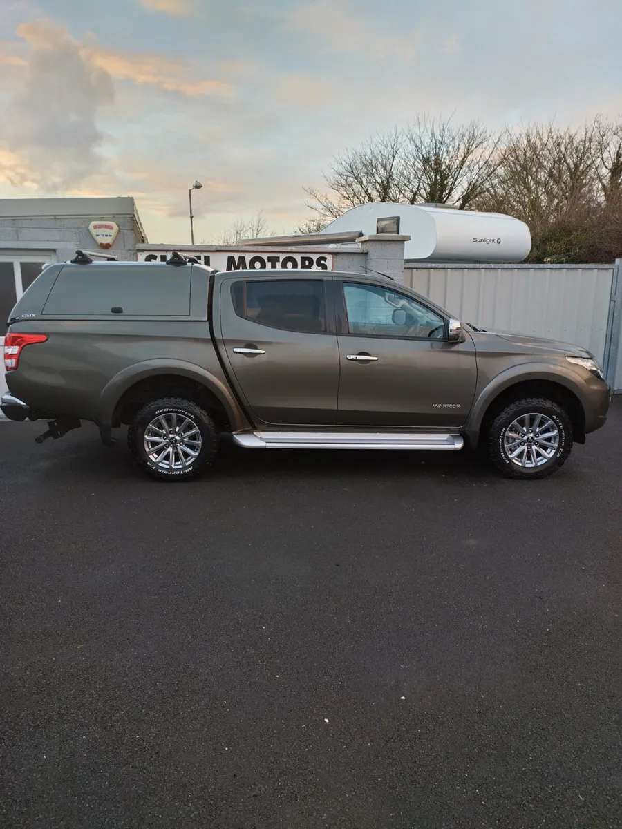 2020 4X4 CREW CAB PICK UP MANUAL - Image 1