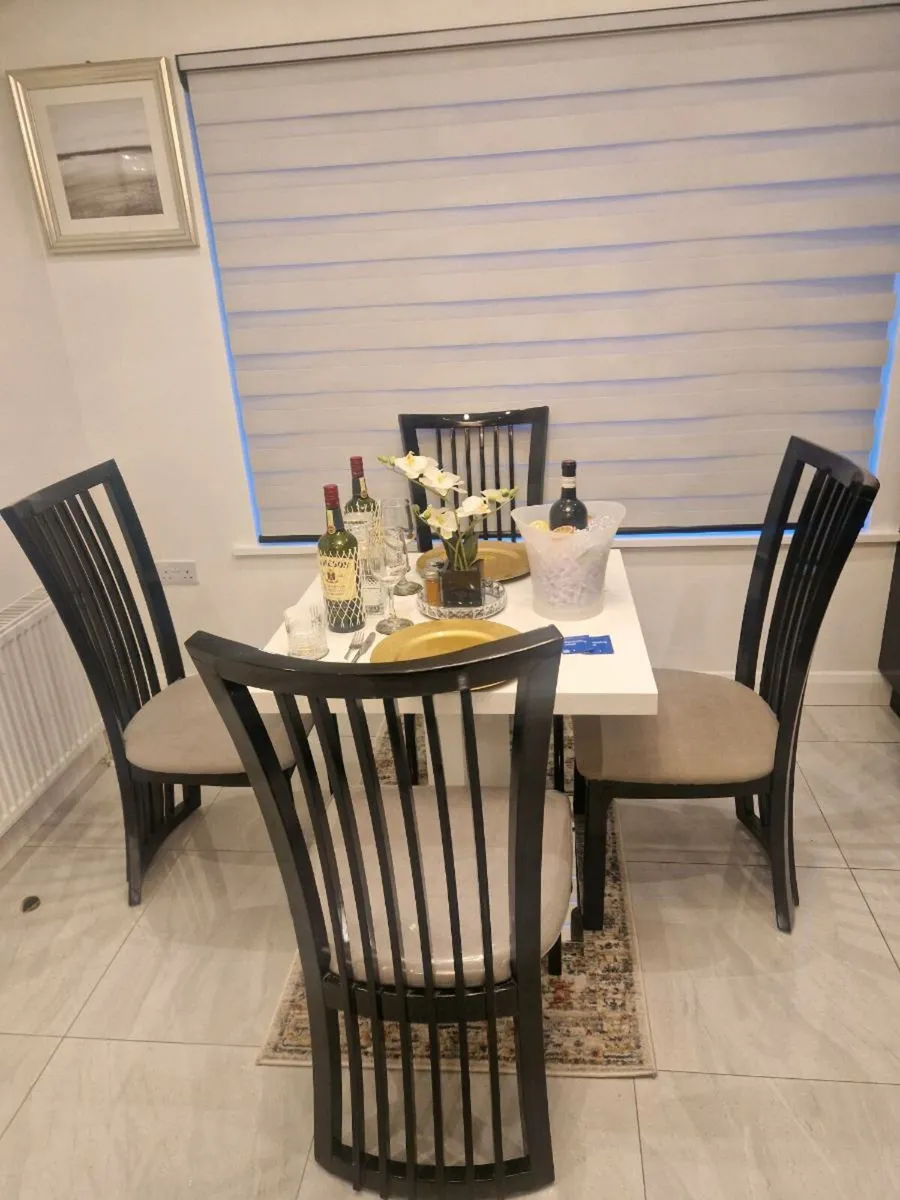 Dining Table with 4 Chairs - Image 3
