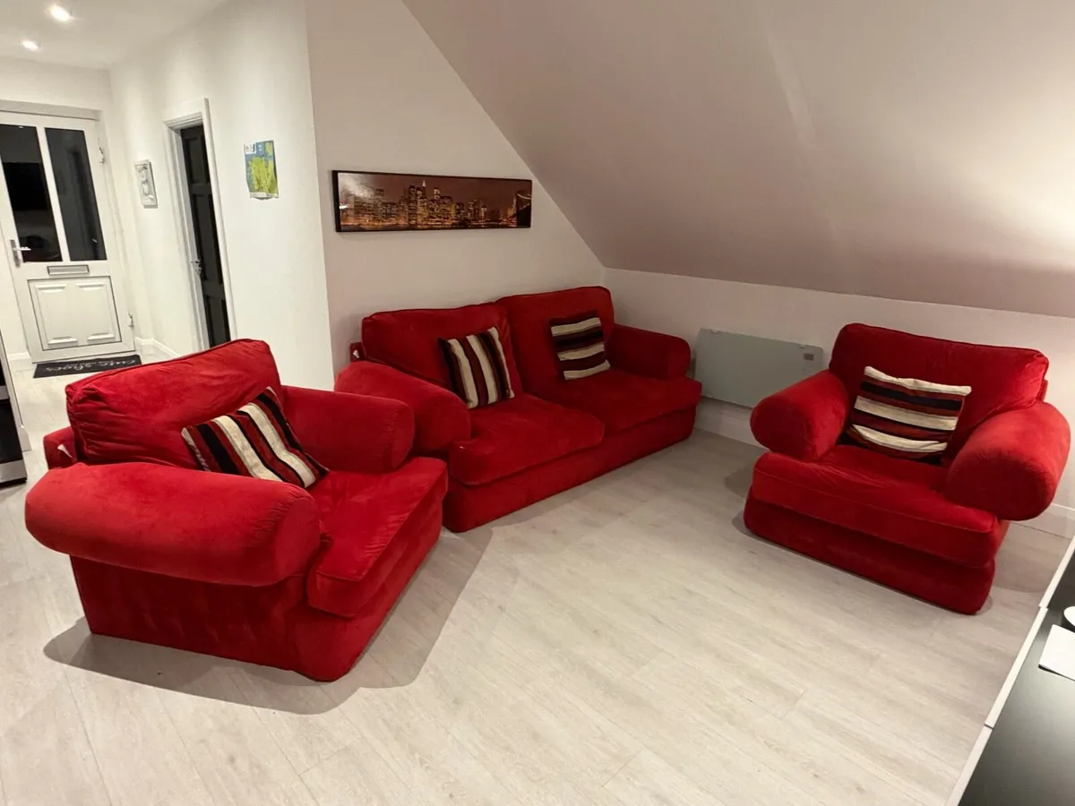 3 piece suite - Image 1