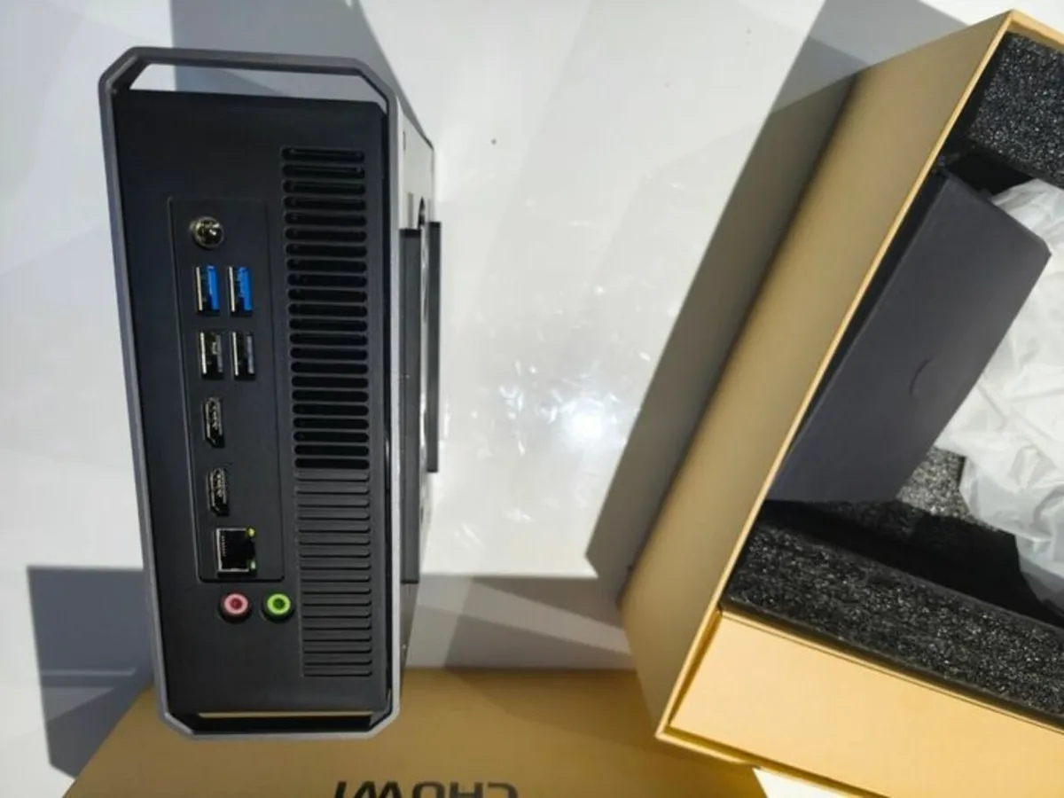 Complete Desktop Mini PC  i5 8GB 250GB - Image 3