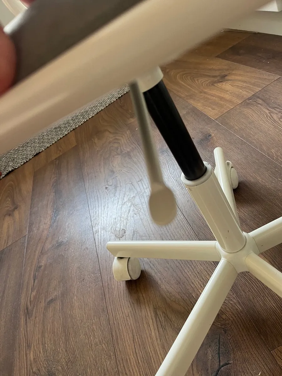 Kids Chair - Image 2