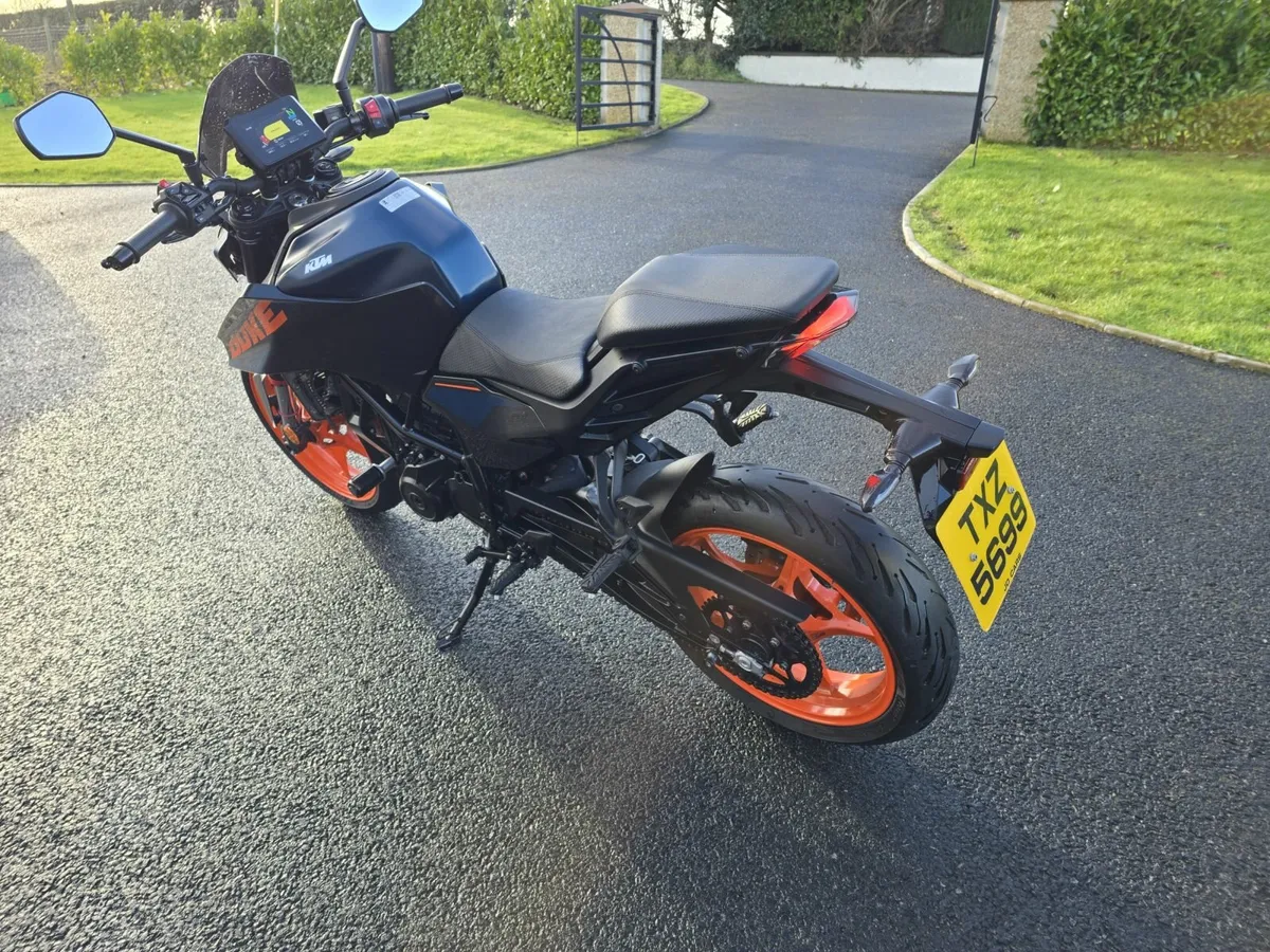 2024 KTM Duke 125cc (N.I Registered) - Image 4