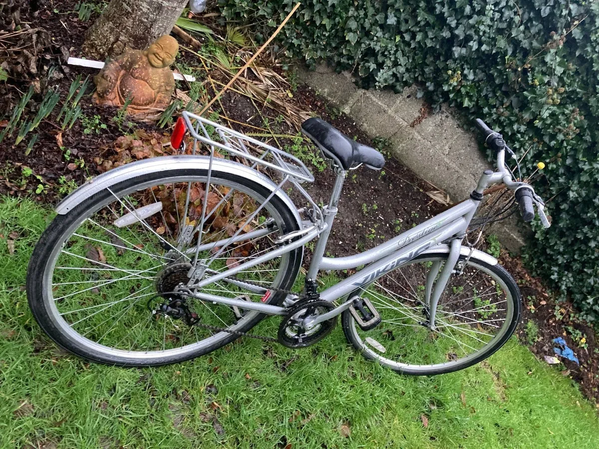 Ladies Hybrid Bike - Image 3