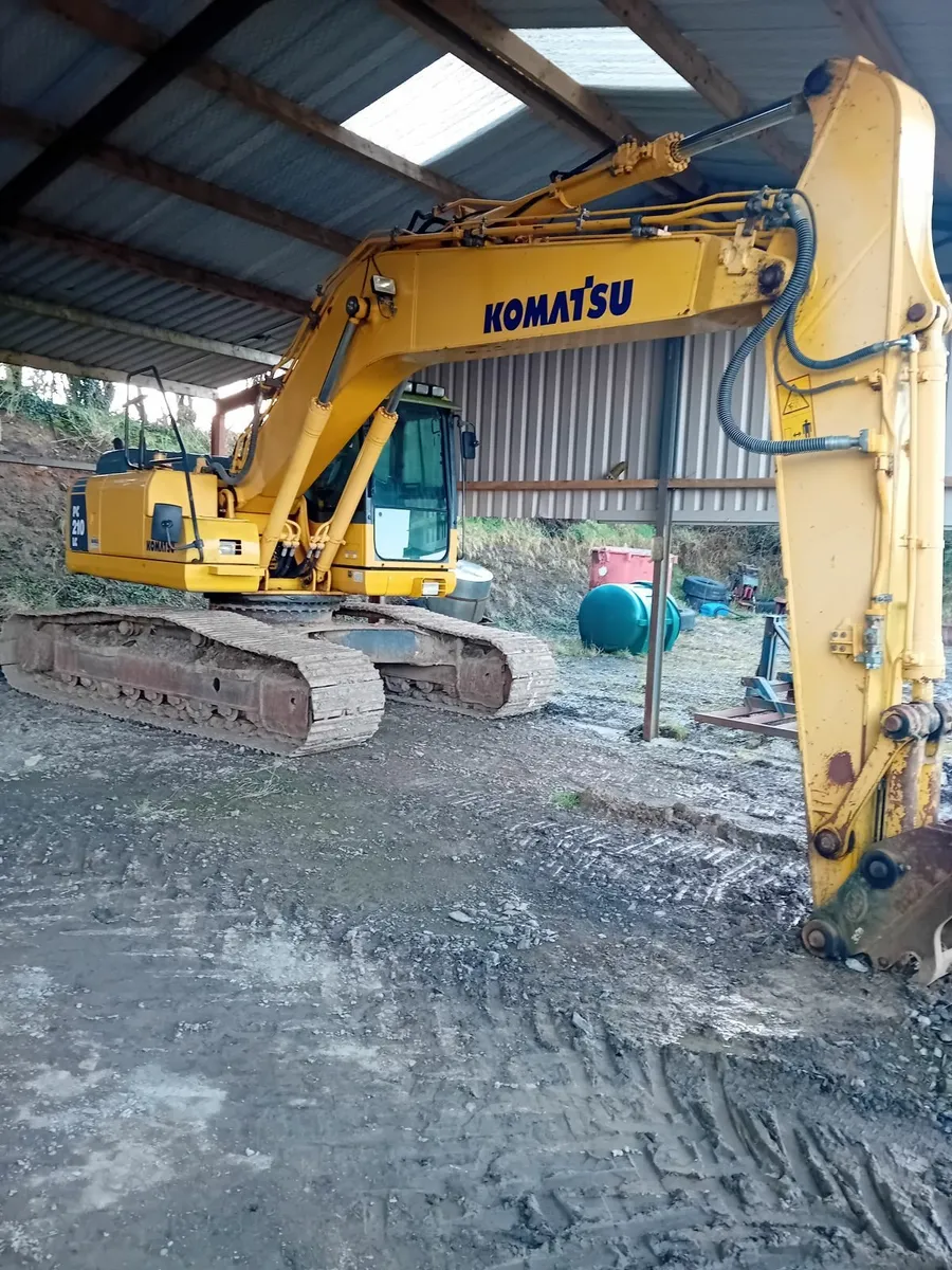 210 komatsu - Image 2