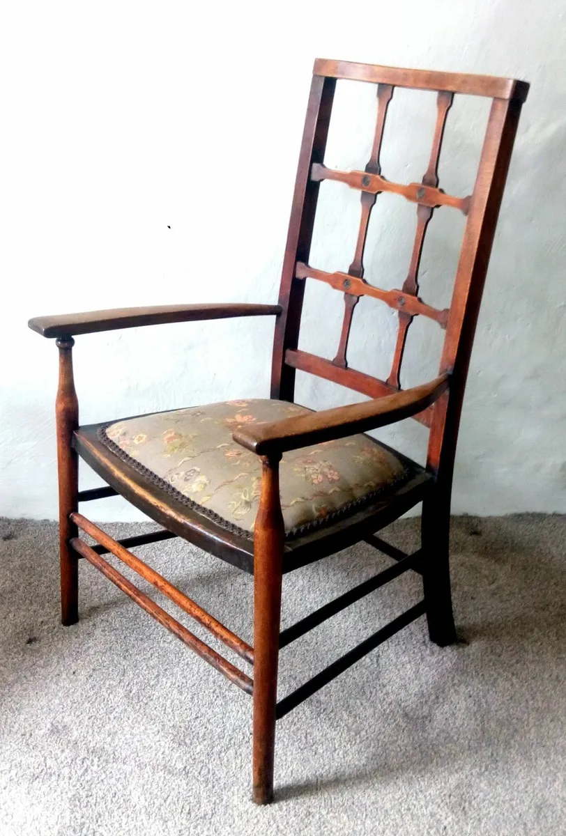 Antique Art and Crafts Childs Chair - Image 3