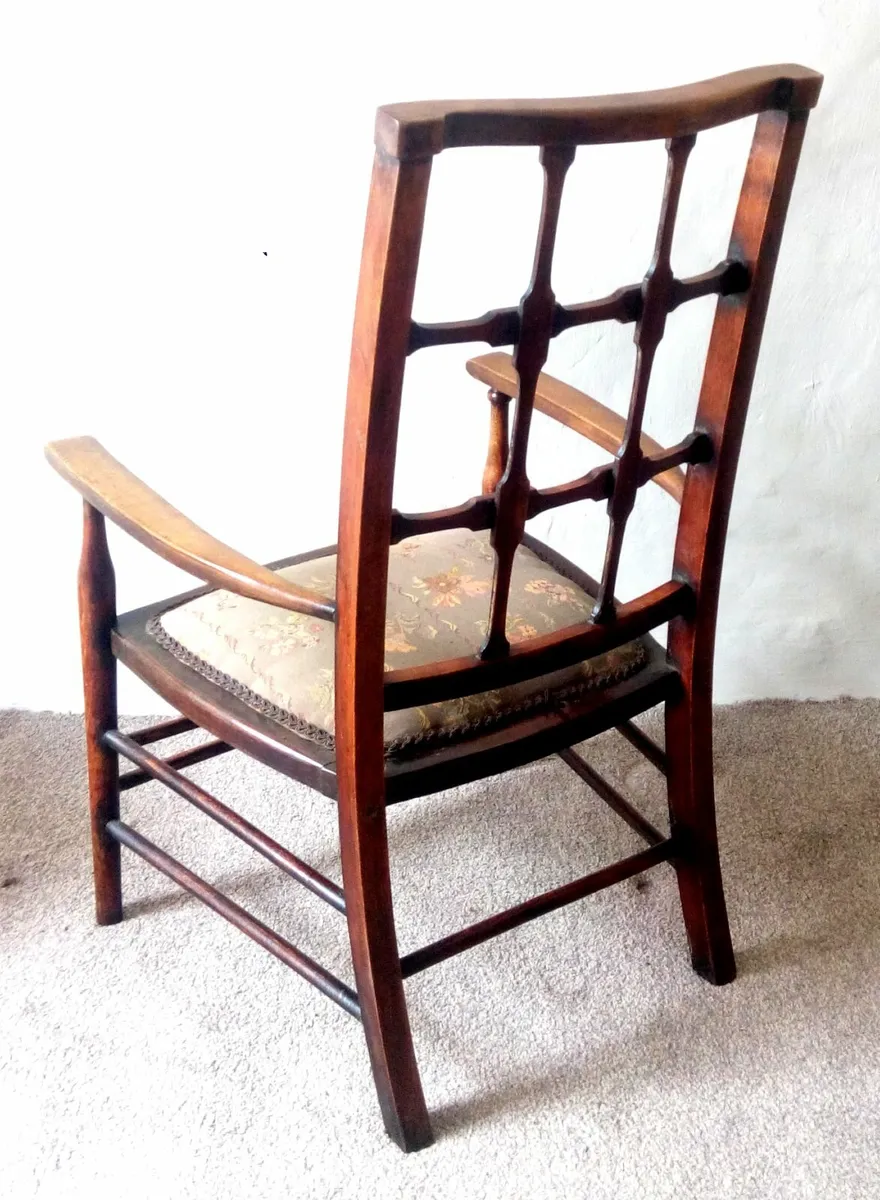 Antique Art and Crafts Childs Chair - Image 4