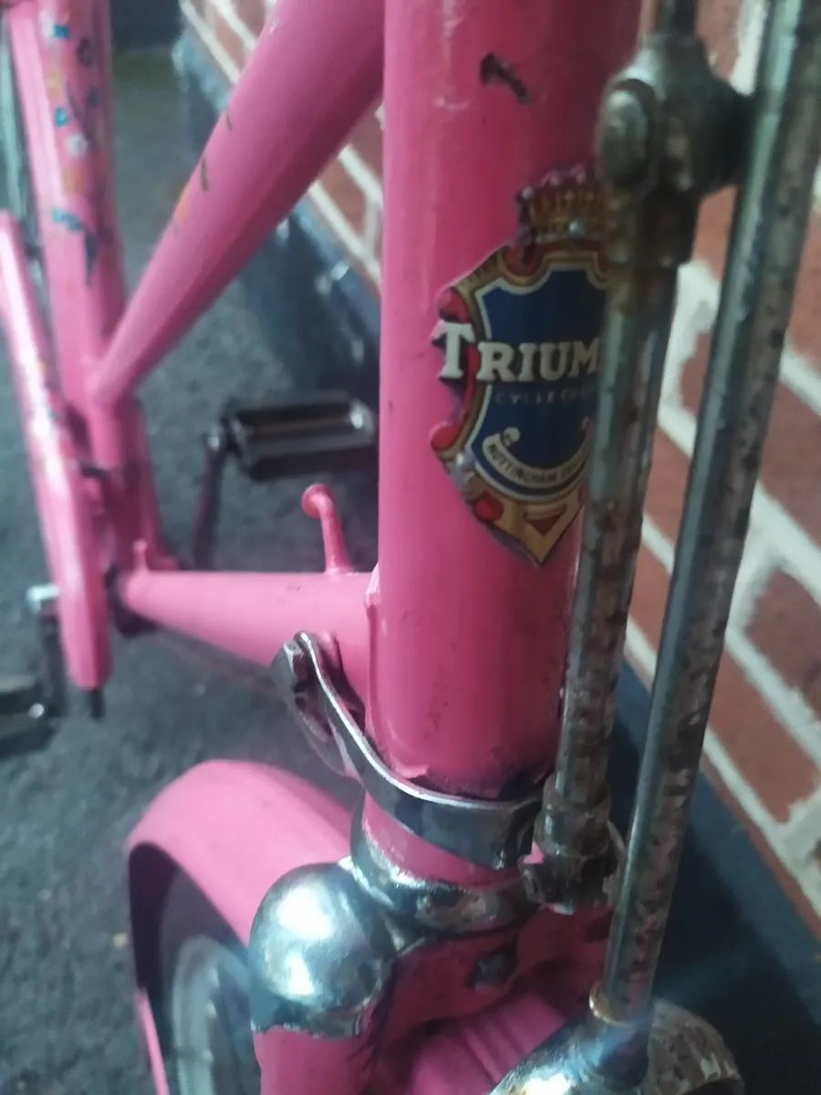 Ladies Bike Old style,no rusti,Nice &Clean - Image 2