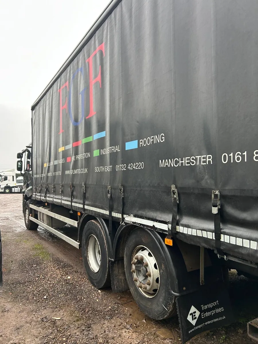 26 ton moffet Renault T range - Image 4