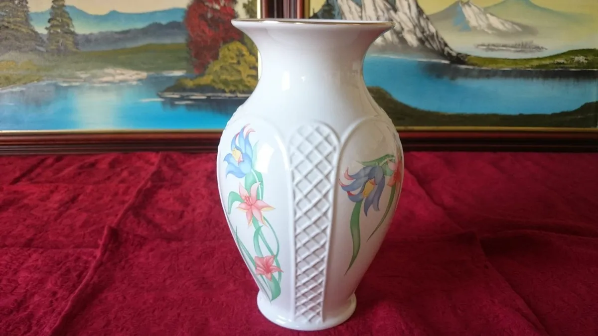 Vintage Royal Winton England Large Ceramic Vase - Image 1