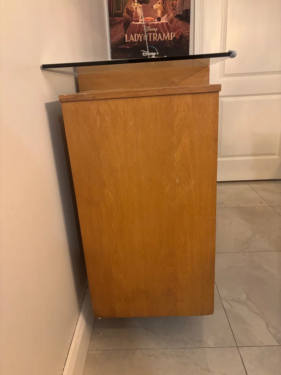 heavy solid oak sideboard - Image 3