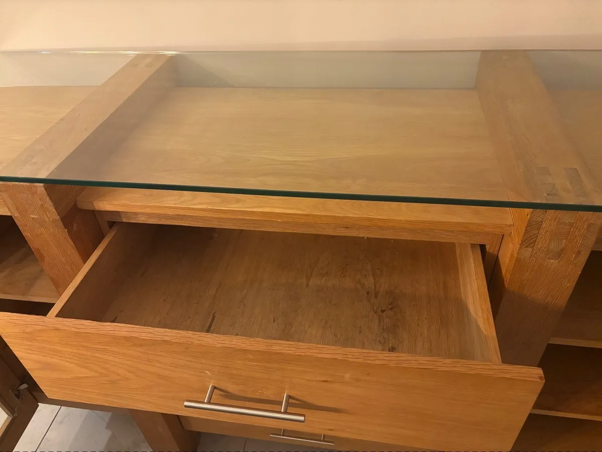 heavy solid oak sideboard - Image 4
