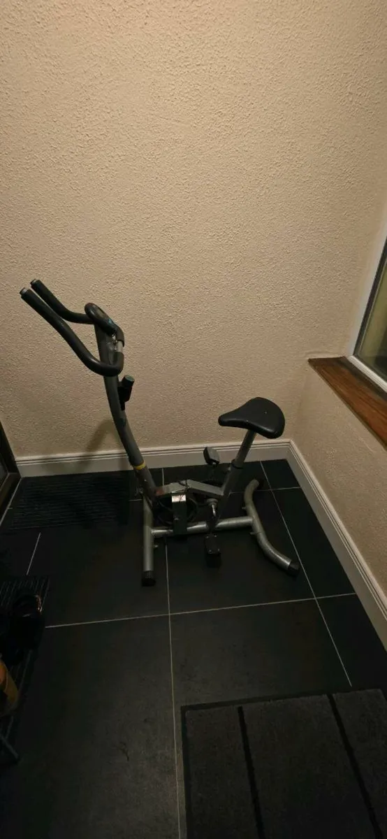 Exercise bike free to take away - Image 1
