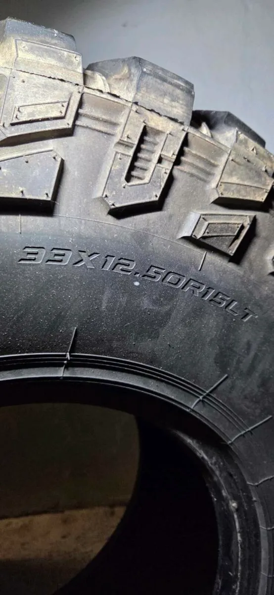 2 x 33 x 12.5 R15 Cooper STT PRO Mud Terrains - Image 4