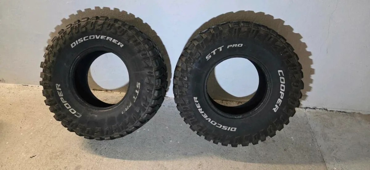 2 x 33 x 12.5 R15 Cooper STT PRO Mud Terrains - Image 1