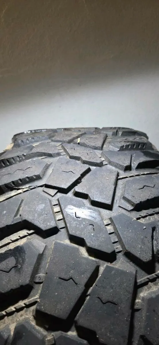 2 x 33 x 12.5 R15 Cooper STT PRO Mud Terrains - Image 2