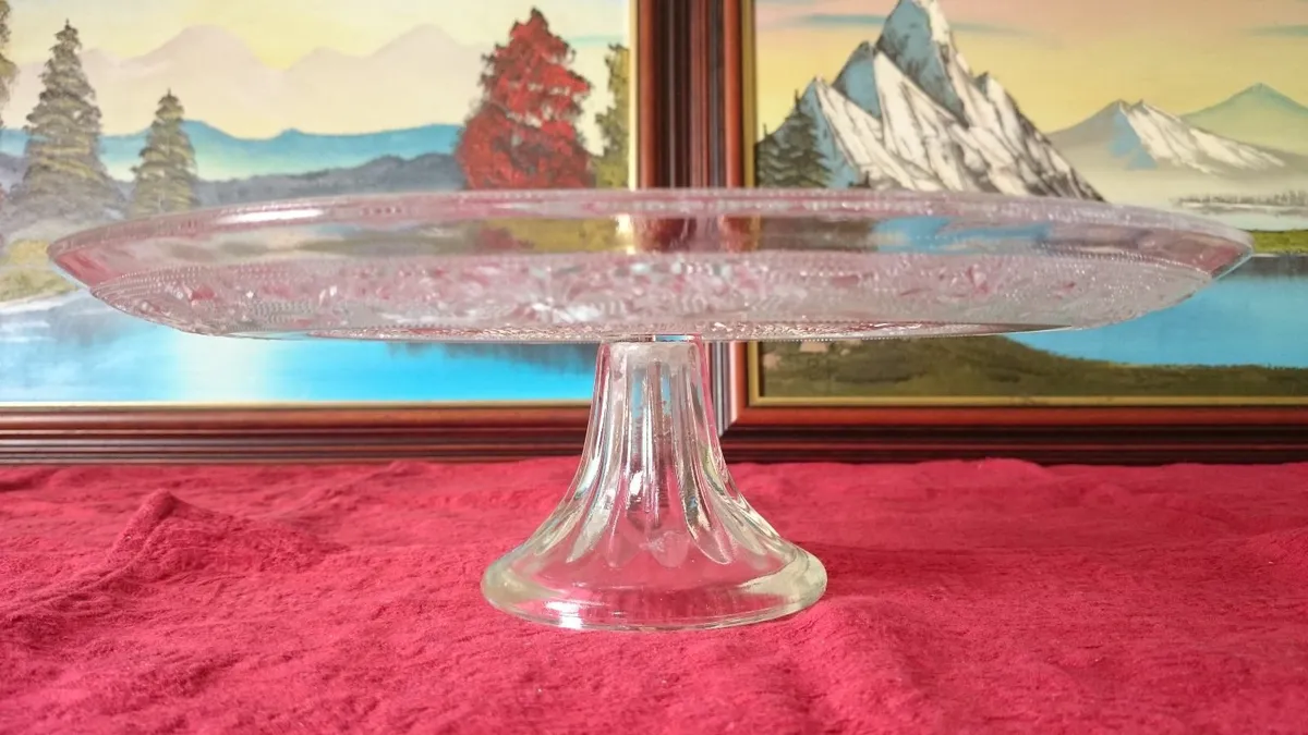 Vintage Cut Glass Art Deco Footed Cake Stand - Image 4