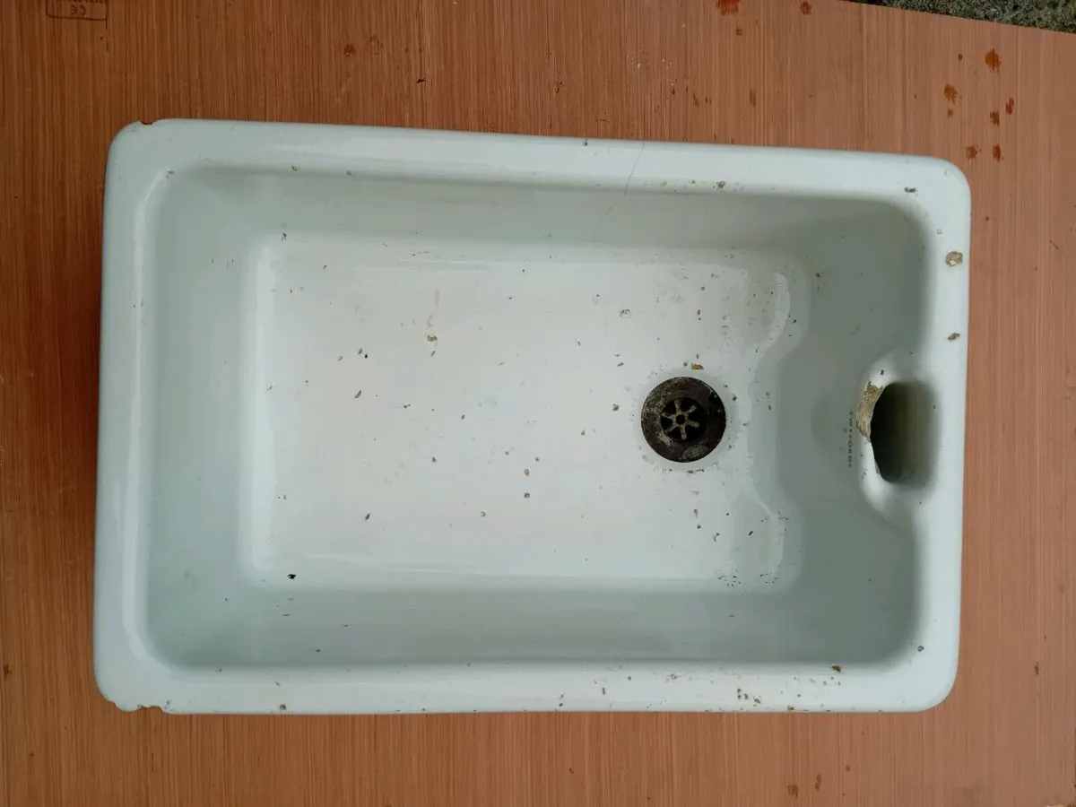 Old Belfast Sink - Image 2