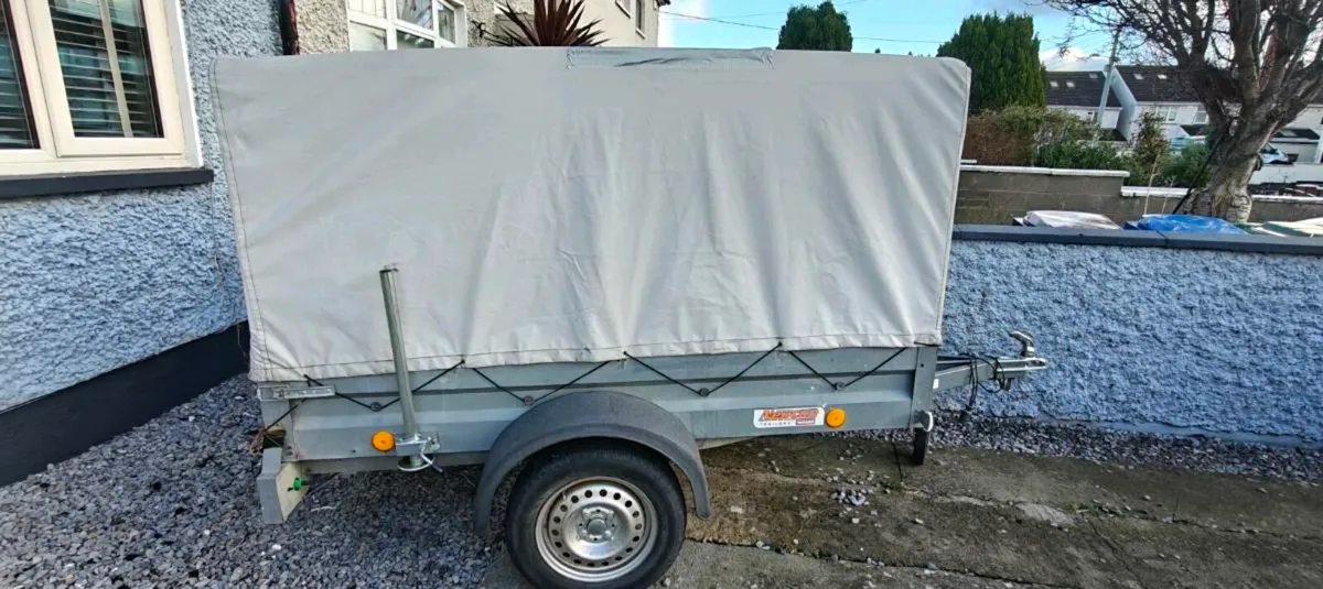 Camping set up tent/trailer and more - Image 4