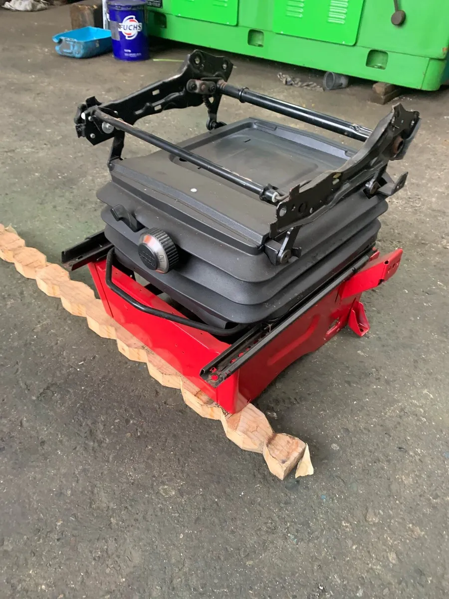 Mercedes Sprinter Air suspension seat unit - Image 2