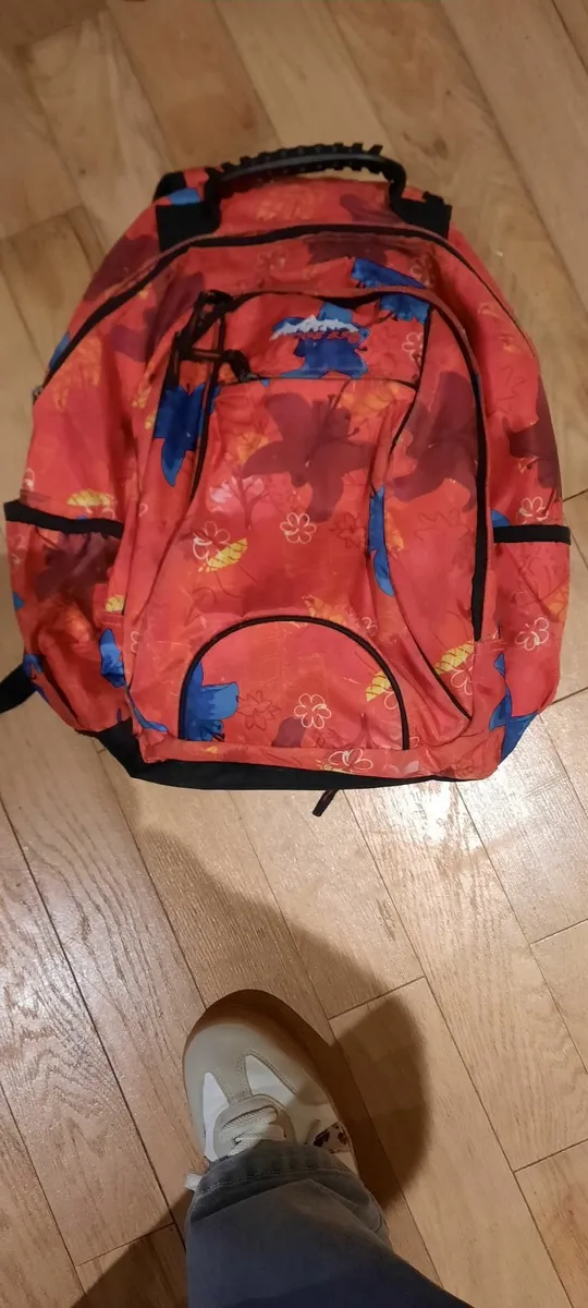 Ridge 53  school bag - Image 1