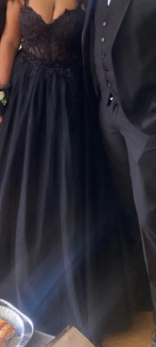 Debs dress - Image 4