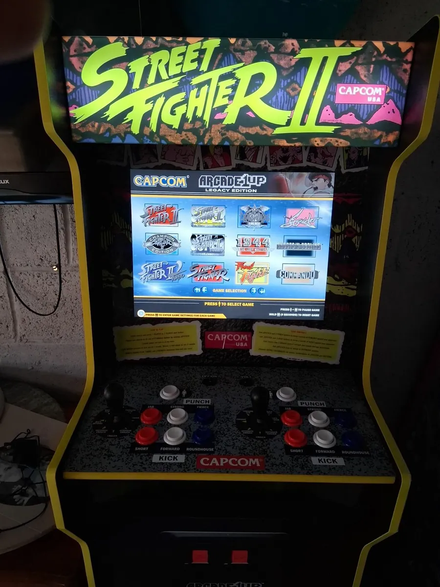 Pool table 7 foot all accessories  plus street fig - Image 2