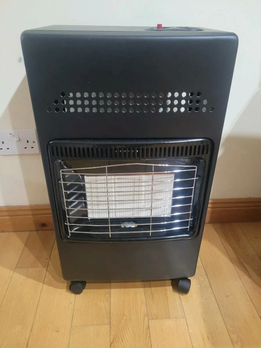 Gas heater - Image 1