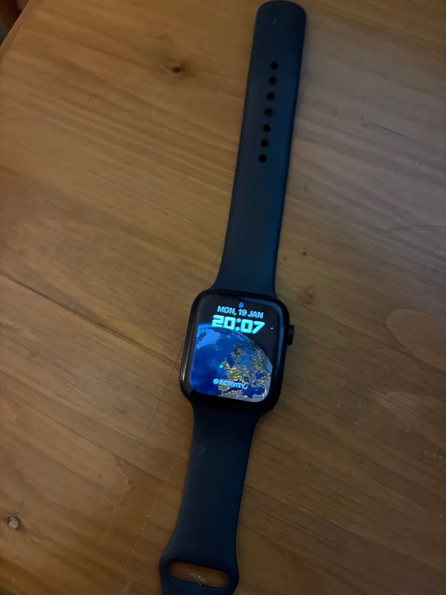 Apple watch SE 44mm Black