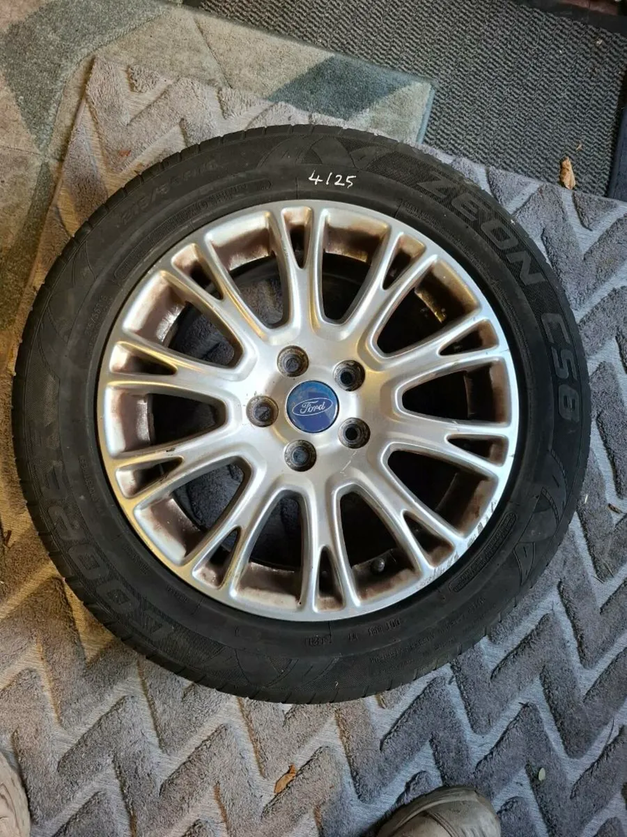 Ford focus 15 inch alloys - Image 4