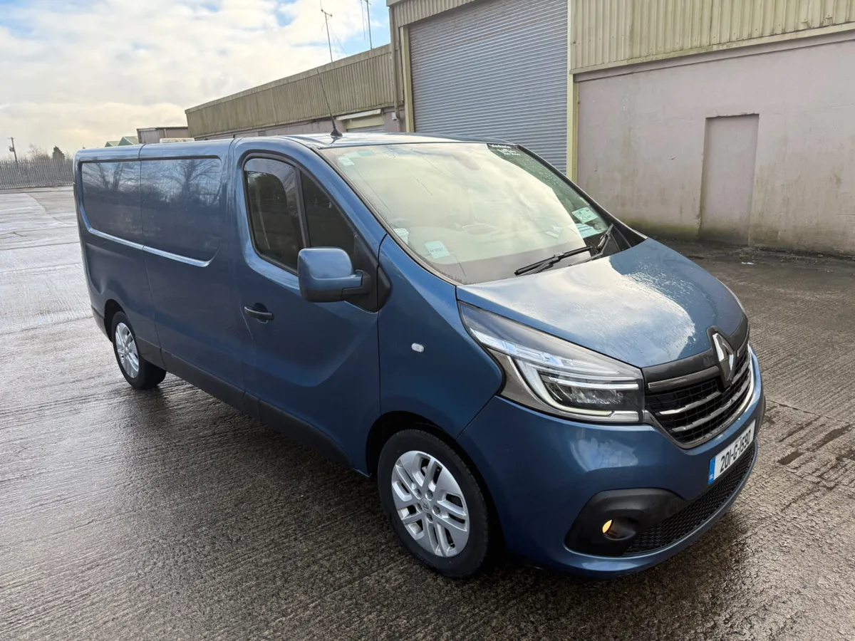 201 Renault Trafic  sport 2.0 DOE 1/27 - Image 1