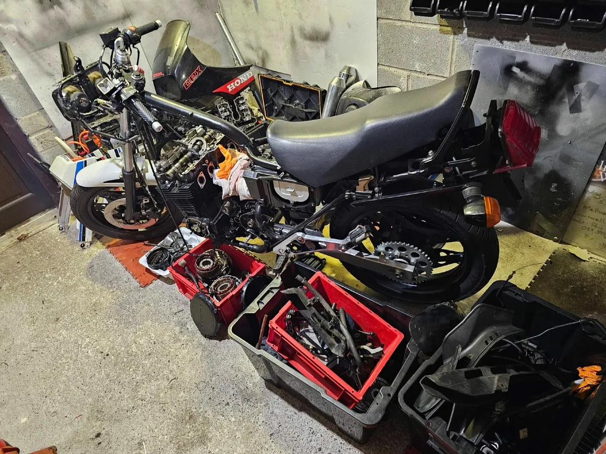 CBX 750F 1984 Unfinished Restoration project - Image 1