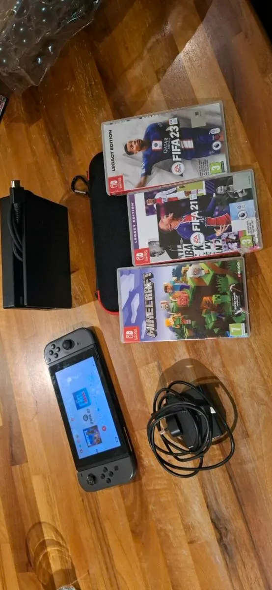 Nintendo Switch - Image 1