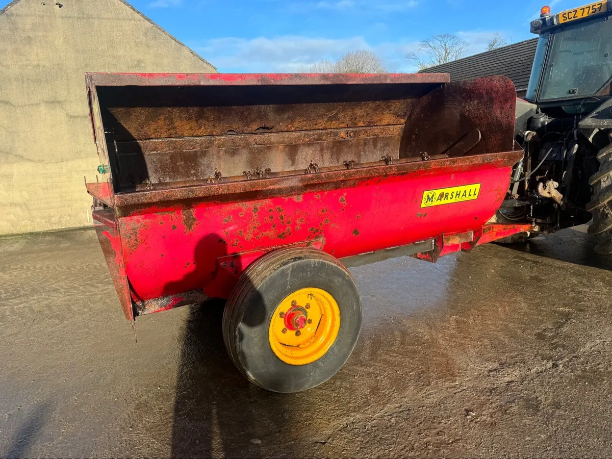 Farm machinery - Image 1