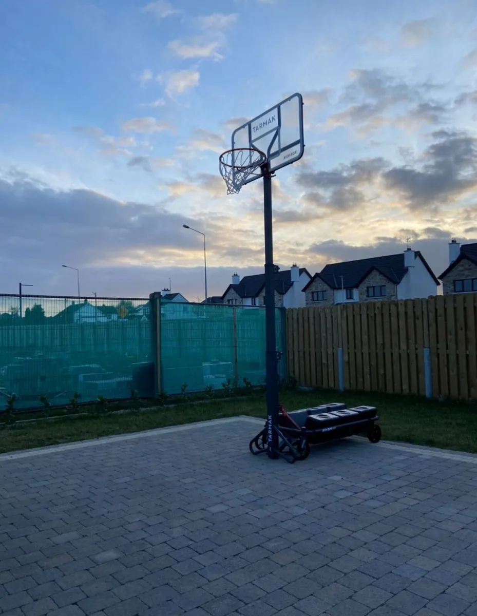 Outdoor Basketball Hoop - Image 1