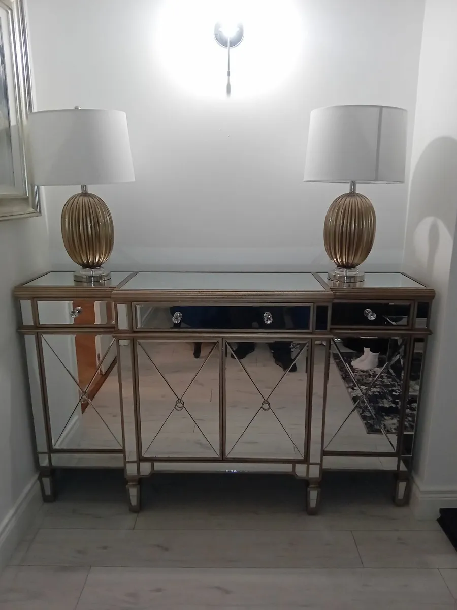 Glass sideboard - Image 1