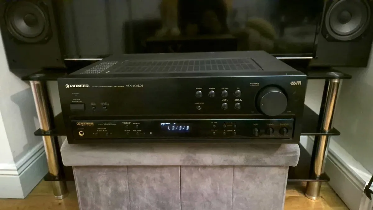 Pioneer VSX-405RDS AV surround receiver - Image 1
